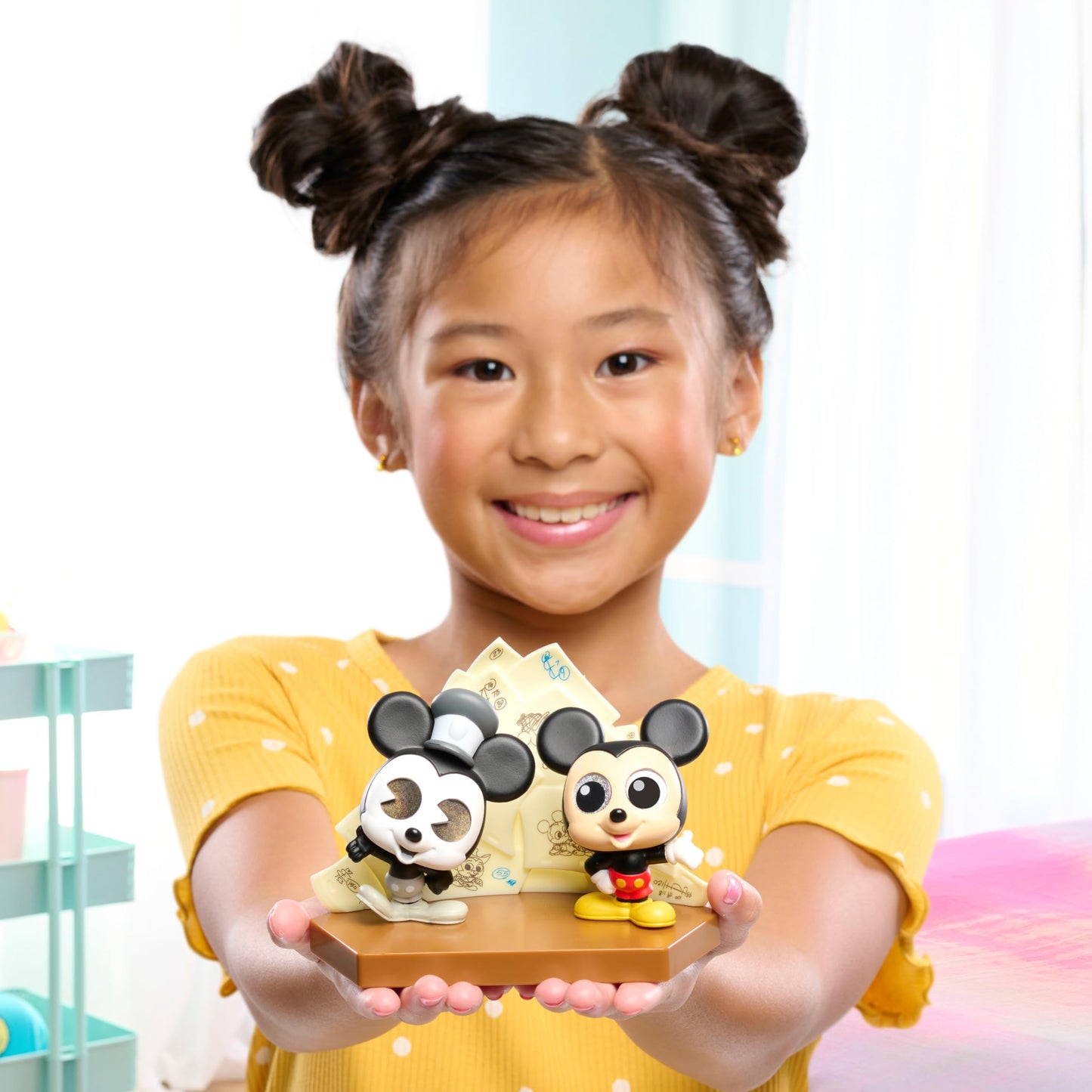 Disney Mickey Mouse Collector 2-Pack Figures – Classic Steamboat Mickey & Modern Mickey (Official Disney)